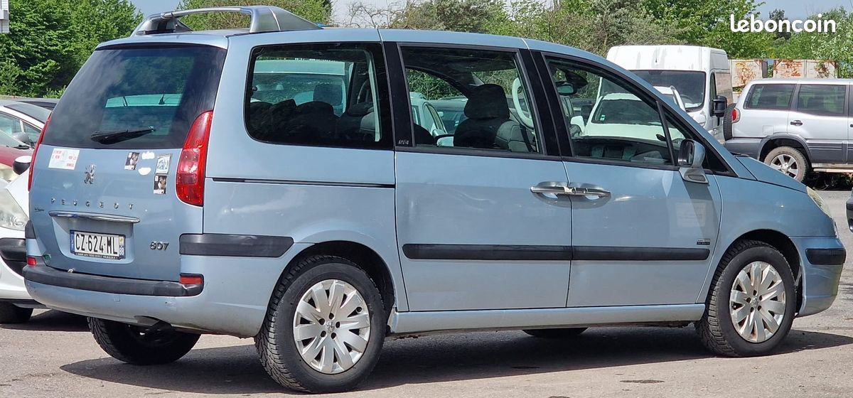 Peugeot 807 2.2l Hdi 16v 130 Cv Navtech Du 05/05 (image 2)