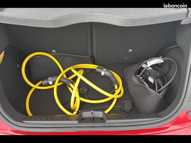 Fiat 500 e 95ch (RED) MY25 (image 24)