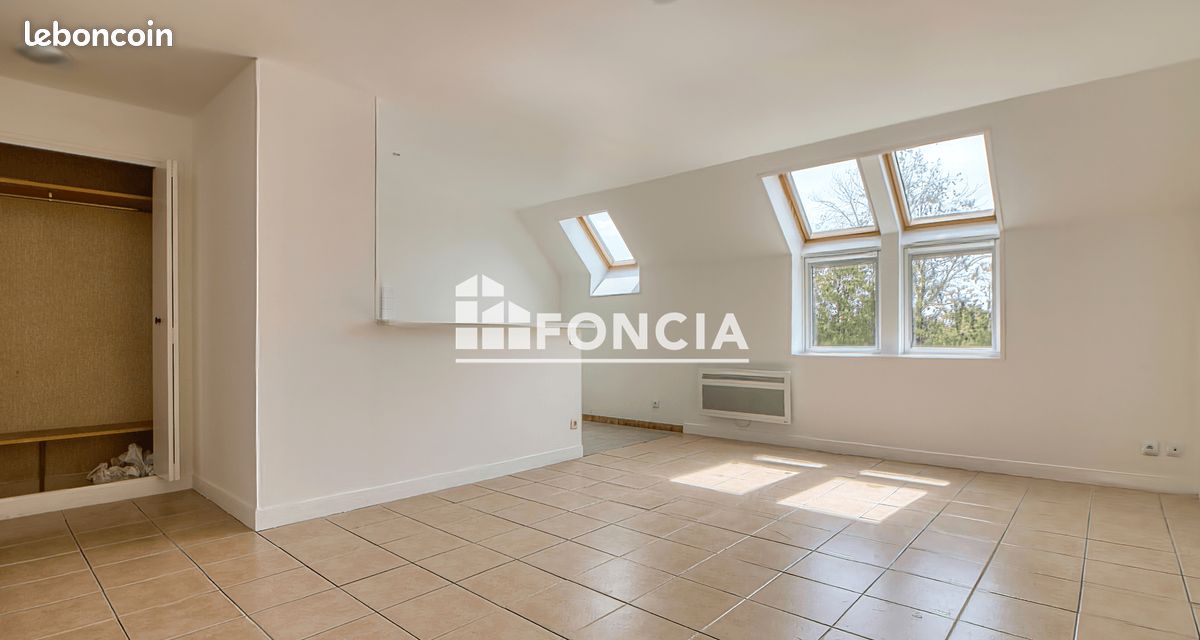 Parking 2 pièces 49 m² · à Meulan-en-Yvelines · 49 m² · 143 000 €