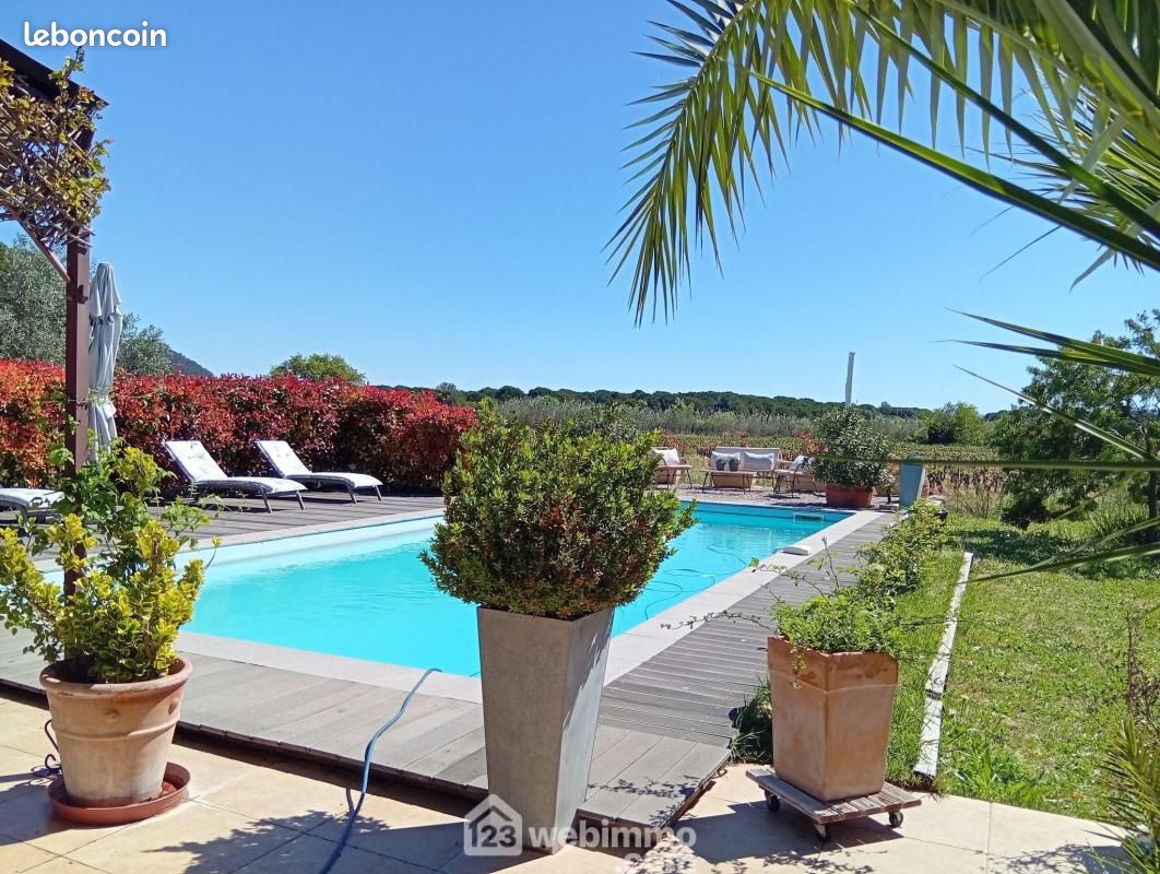 Maison 6 pièces 137 m² · à Le Cannet-des-Maures · 137 m² · 622 000 €