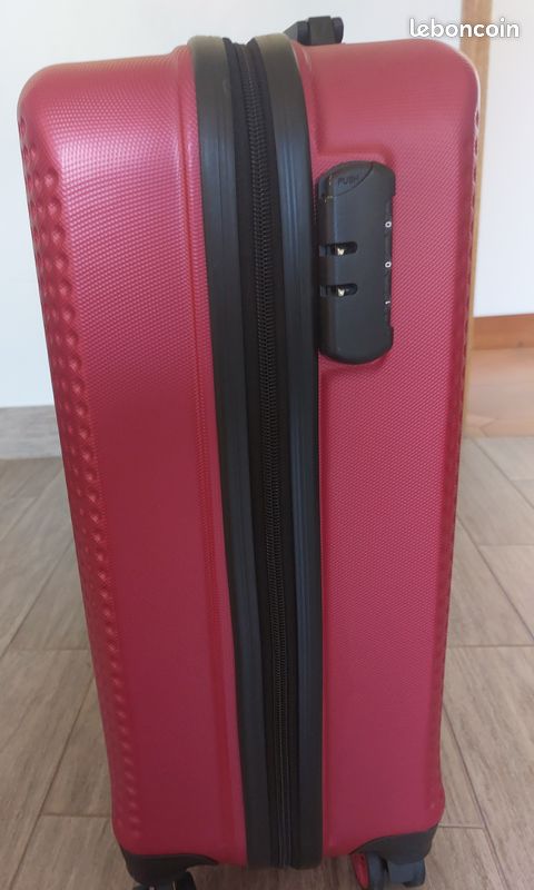 Valise cabine trolley North Adventure couleur rouge bordeaux