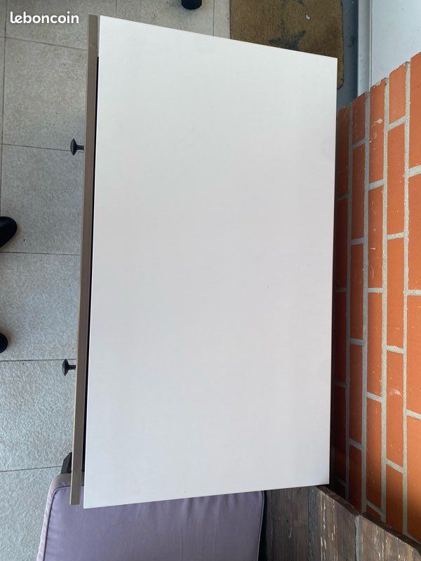 Banc de rangement IKEA en parfait état (image 4)