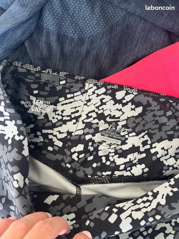 Legging court Nike (image 3)