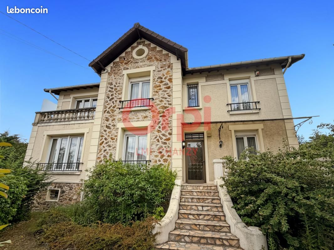 Maison 6 pièces 163 m² · à Livry-Gargan · 163 m² · 455 000 €