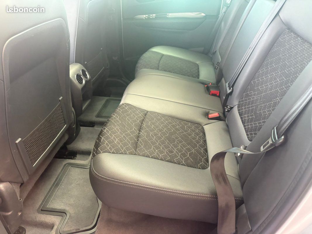 🔹 PEUGEOT 3008 1.6 BlueHDi 116 ch Allure - 🌤️ Toit panoramique ✨ Jantes alliage (image 22)