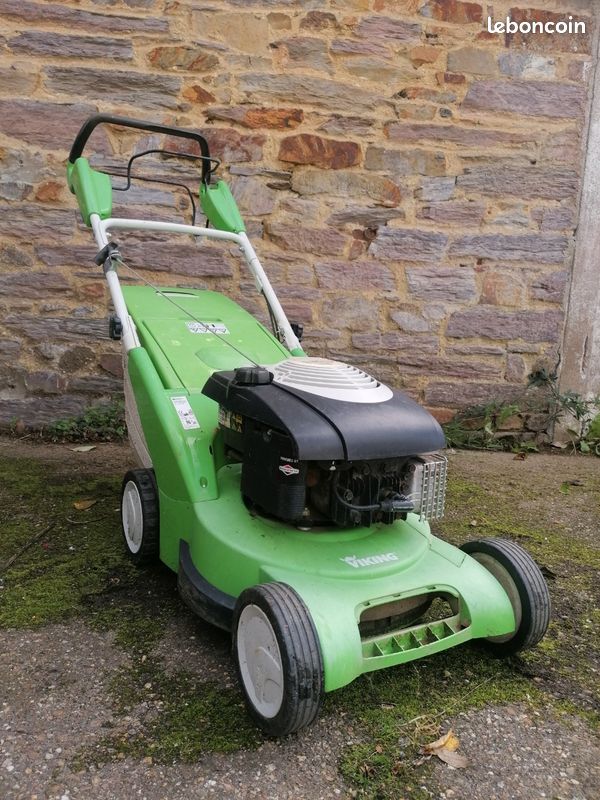 Tondeuse auto tracté (image 1)