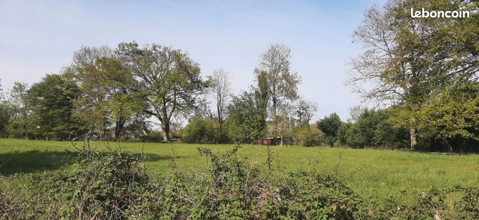Terrain 334 m² Savigne L Eveque · à Savigné-l'Évêque · 52 000 €