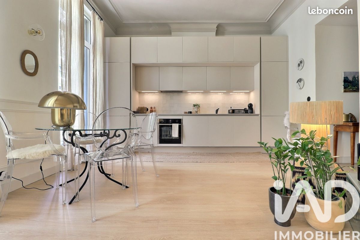 Appartement 2 pièces 63 m² · à Marseille · 63 m² · 329 000 €
