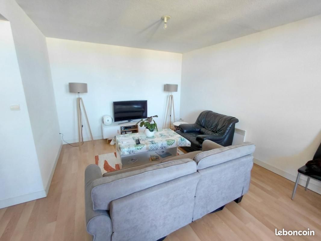 Appartement 1 pièce 64 m² · à Châtel-Guyon · 64 m² · 524 €/mois
