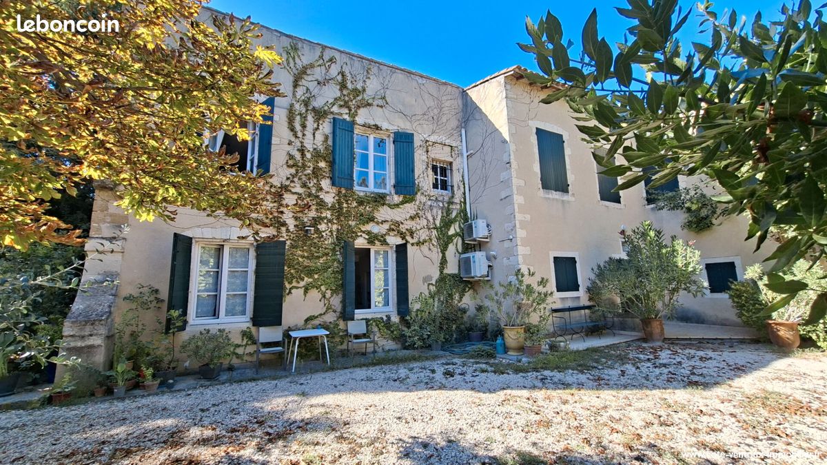 Maison 7 pièces 290 m² · à Le Pontet · 290 m² · 710 000 €