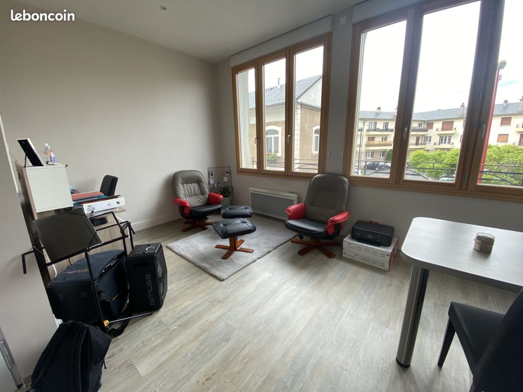 Appartement 1 pièce 25 m² · à Espalion · 25 m² · 303 €