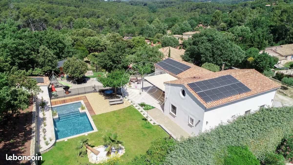 Maison 7 pièces 225 m² · à Flayosc · 225 m² · 890 000 €
