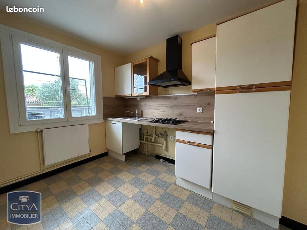 Appartement 3 pièces 57 m² · à Saint-Martin-d'Hères · 57 m² · 768 €/mois