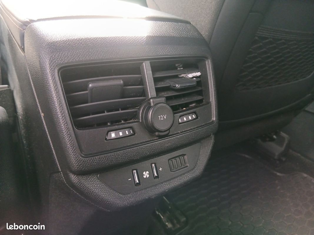 PEUGEOT 5008 130Ch Garantie 12 mois (image 9)