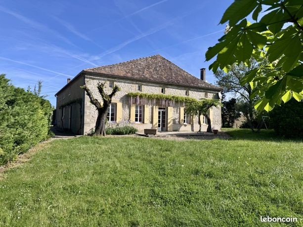 Maison 12 pièces 462 m²