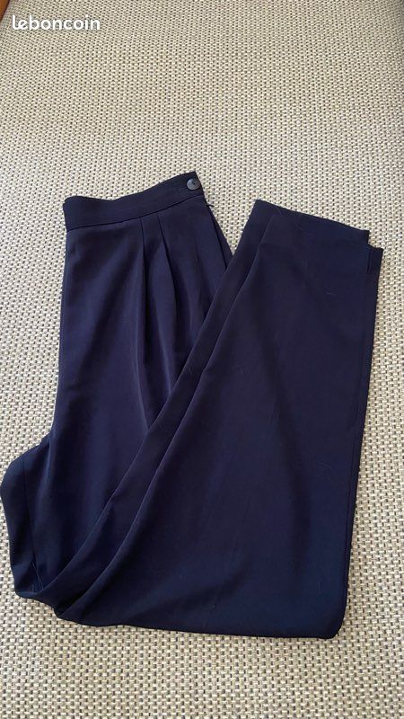 Pantalon de tailleur fluide bleu marine Alexane Paris (Taille 40 / étiquette 44) / Neuf (image 2)
