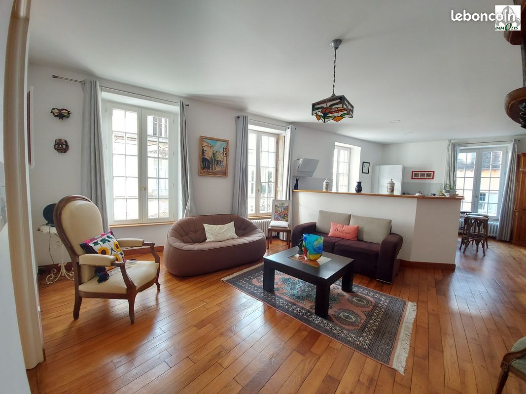 Appartement 5 pièces 134 m² · à Chalon-sur-Saône · 134 m² · 259 000 €