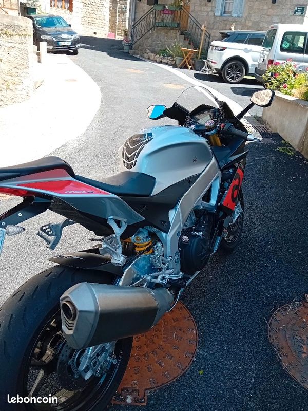 Rsv4 1000rr (image 3)