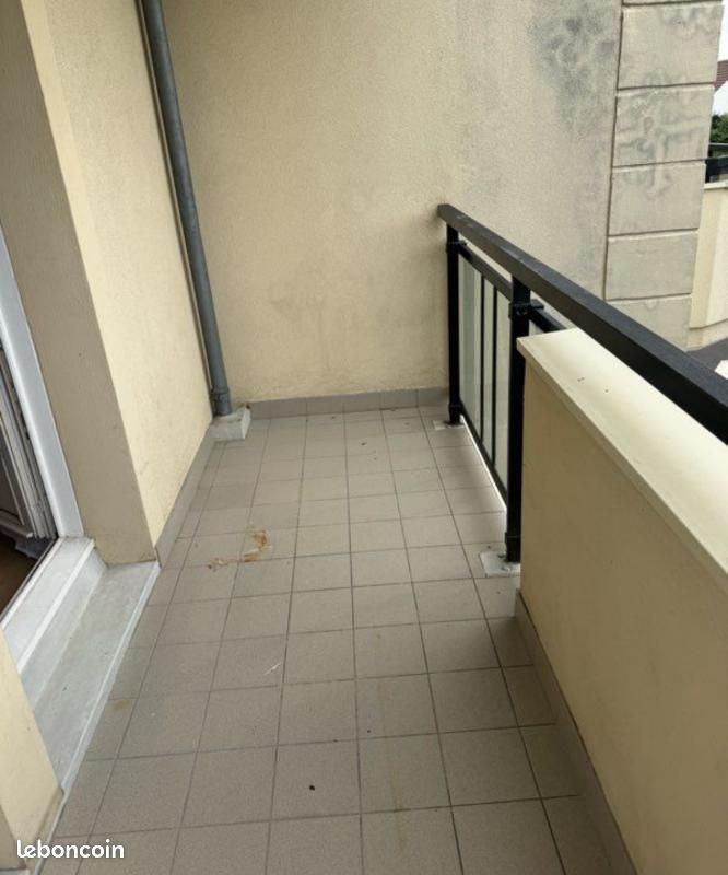 Appartement a louer carrieres-sous-poissy - 1 pièce(s) - 35 m2 - Surfyn