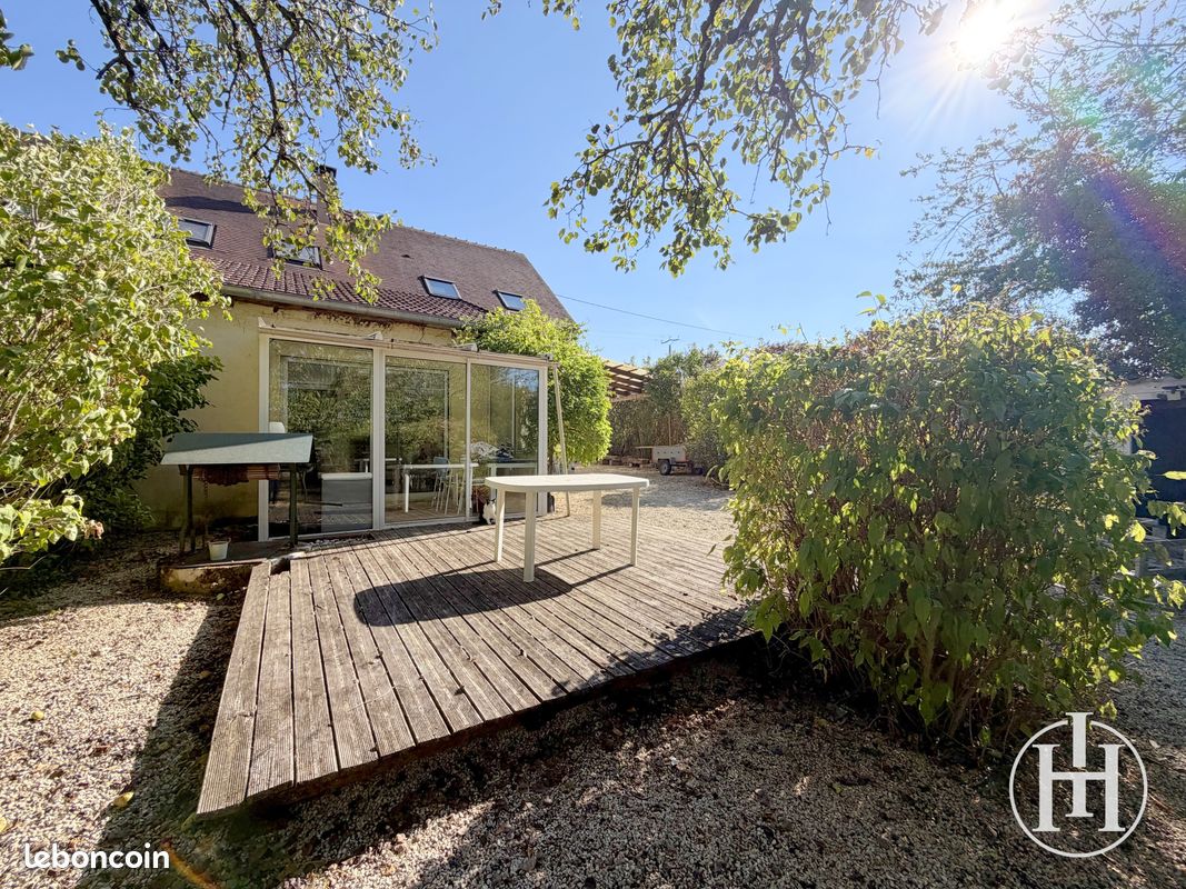 Maison 4 pièces 95 m² · à Baugy · 95 m² · 139 000 €