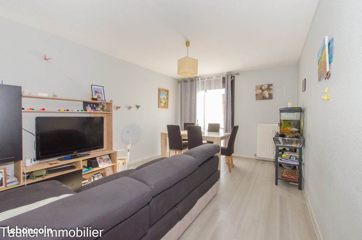 Appartement 3 pièces 68 m² · à Saint-Marcellin · 68 m² · 850 €