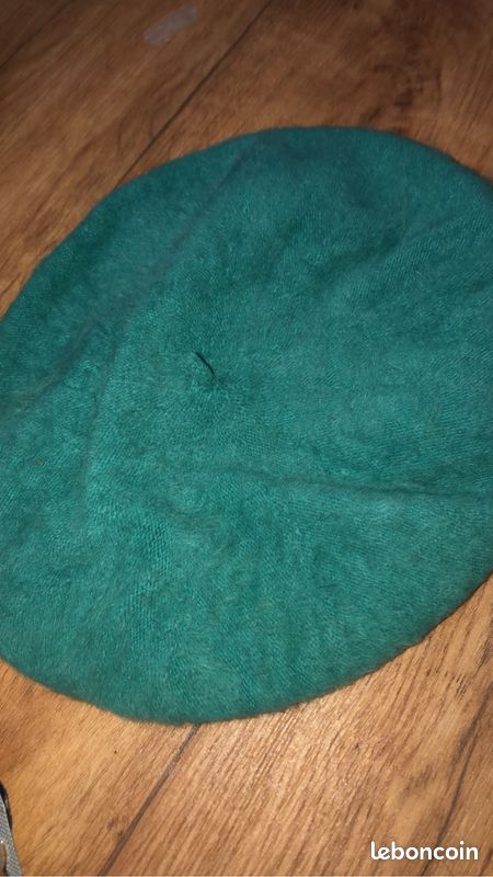 Béret à vendre (image 1)