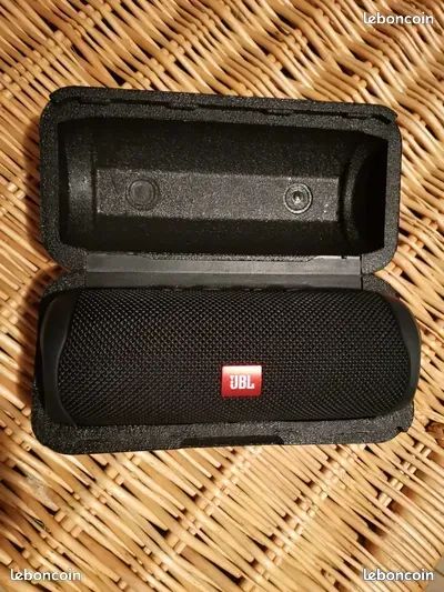 Enceinte Portable JBL FLIP 5, prix 95,000 FCFA - Cameroun, Yaoundé