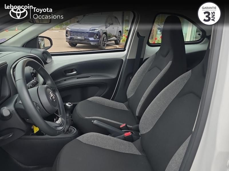 Toyota Aygo X 1.0 VVT-i 72ch Dynamic MY23 (image 11)