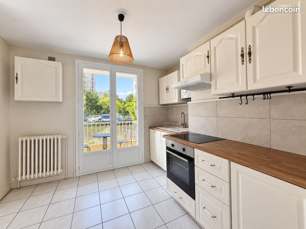 Appartement 3 pièces 55 m² · à Saint-Étienne · 55 m² · 695 €/mois