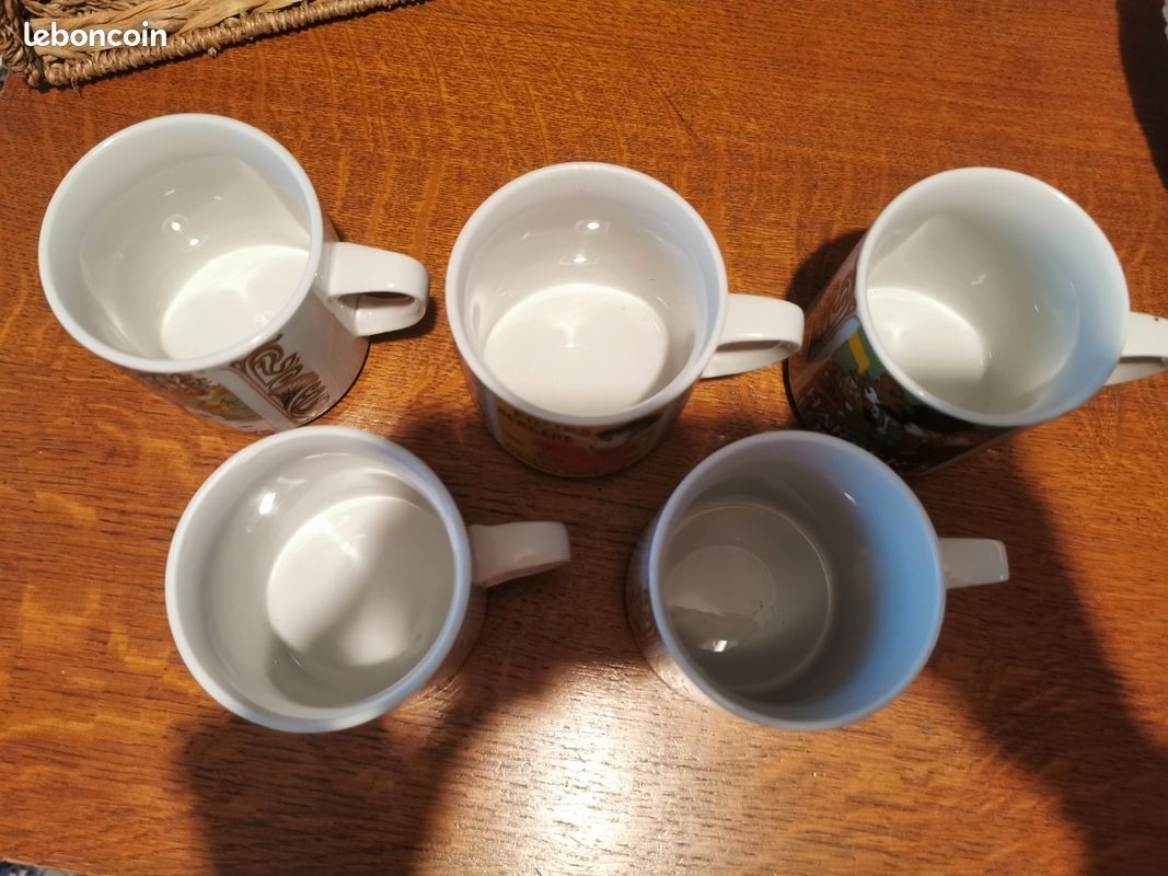 Ensemble de 5 mugs années 80 (image 7)