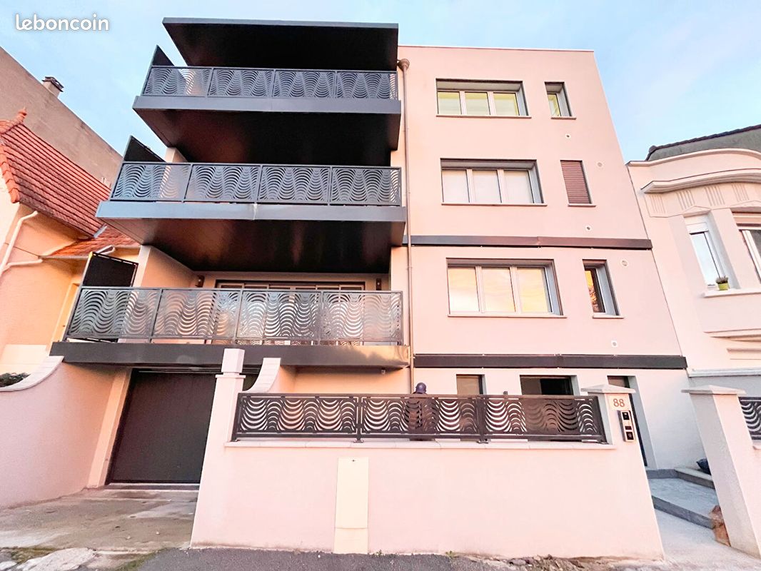 Local commercial 14 pièces 362 m² · à Vichy · 362 m² · 1 350 000 €