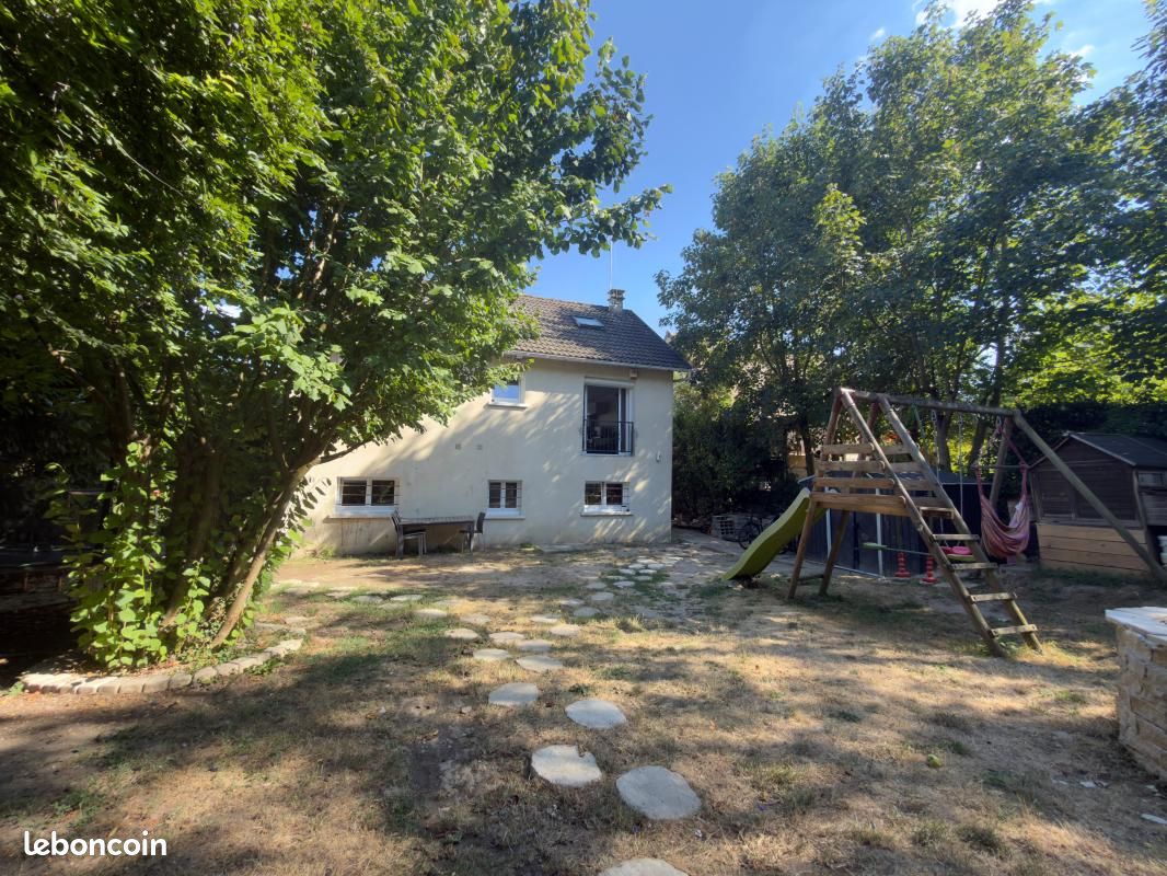 Maison 6 pièces 146 m² · à Pontoise · 146 m² · 366 000 €