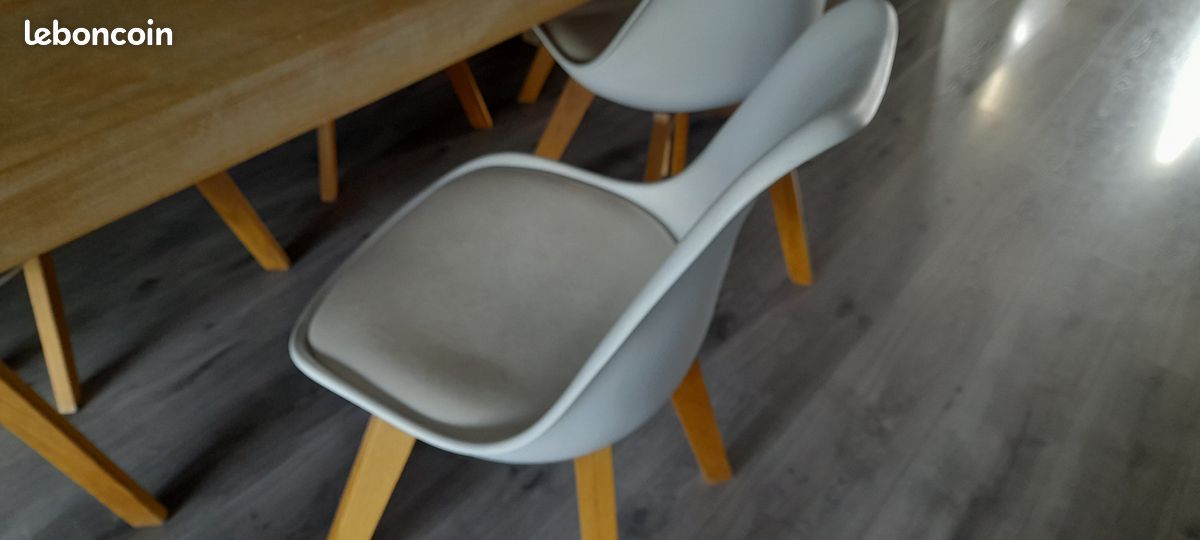 Table et chaises (image 5)