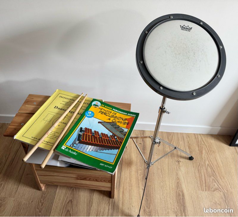 đ„ Lot dâapprentissage Batterie & Percussions (Pad Remo sur pied + MĂ©thodes + Baguettes) (image 1)