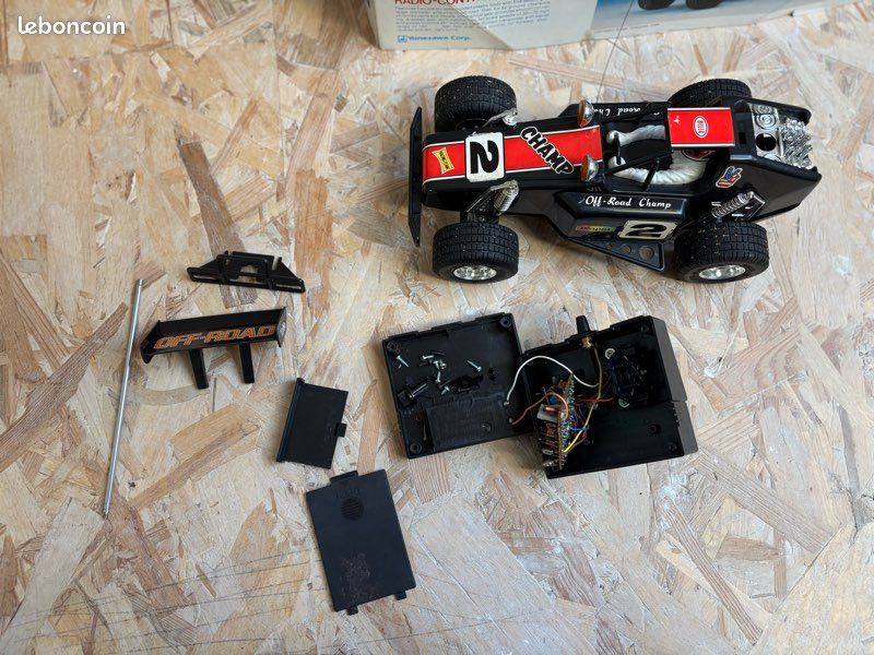 Voiture télécommandée off road champ 1985 (image 4)