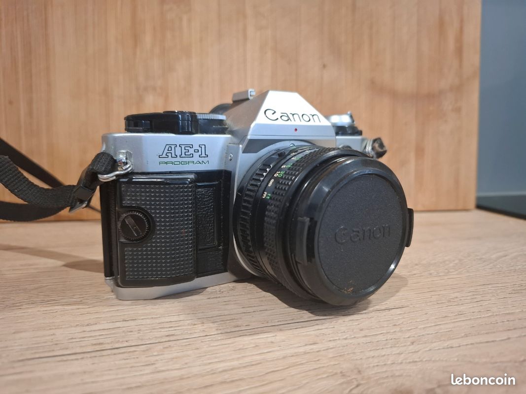Lot 173 - A Kine Exakta (Exacta) Model C 35mm SLR