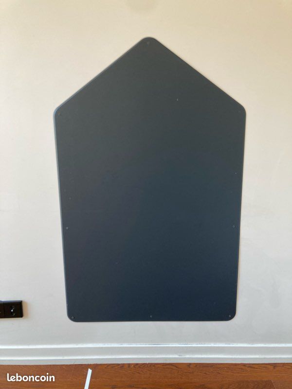 Grand tableau magnétique ardoise en forme de maison (image 1)