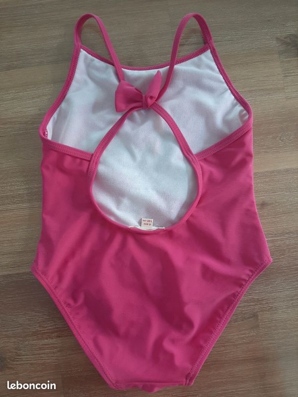 Maillot de bain fillette 4 ans neuf (image 2)