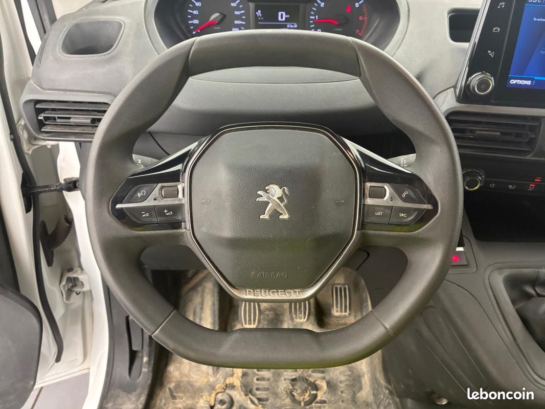 Peugeot Partner FOURGON STANDARD 1000 KG BLUEHDI 100 S&S BVM6 PREMIUM (image 11)
