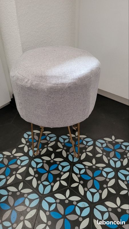Fauteuil gris pied métal (image 1)