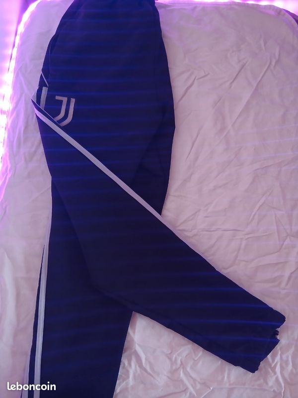 Ensemble juventus (image 1)