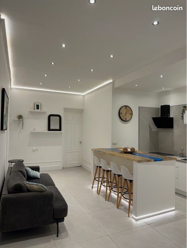 Appartement 5 pièces 138 m² · à Saint-Étienne · 138 m² · 190 000 €
