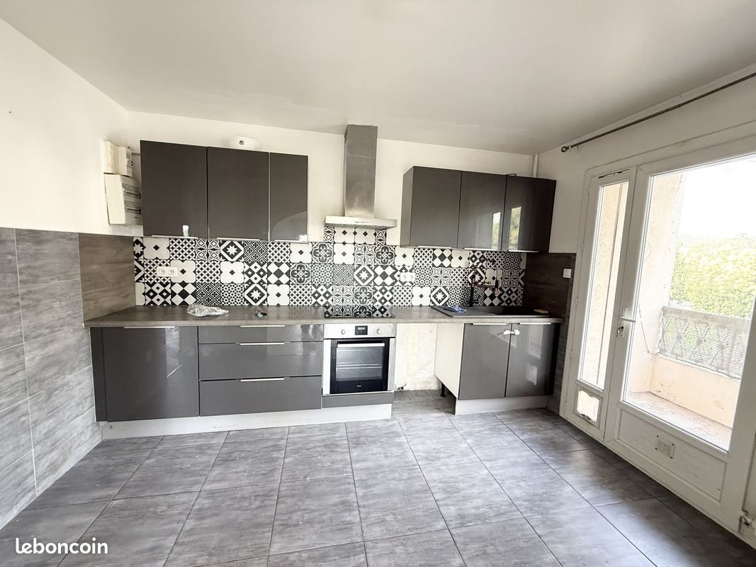 Appartement 4 pièces 83 m² · à Plan-de-Cuques · 83 m² · 275 000 €