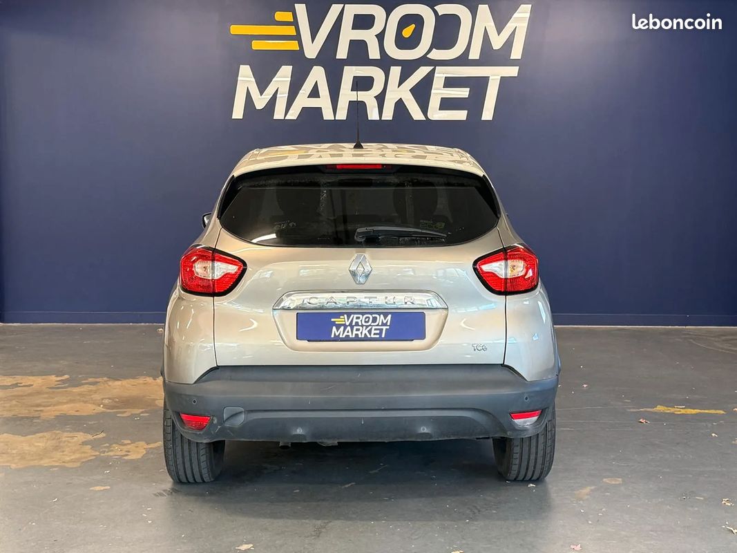 RENAULT Captur 0.9 tce 90ch ZEN - 2015 - Faible kilométrage (image 5)