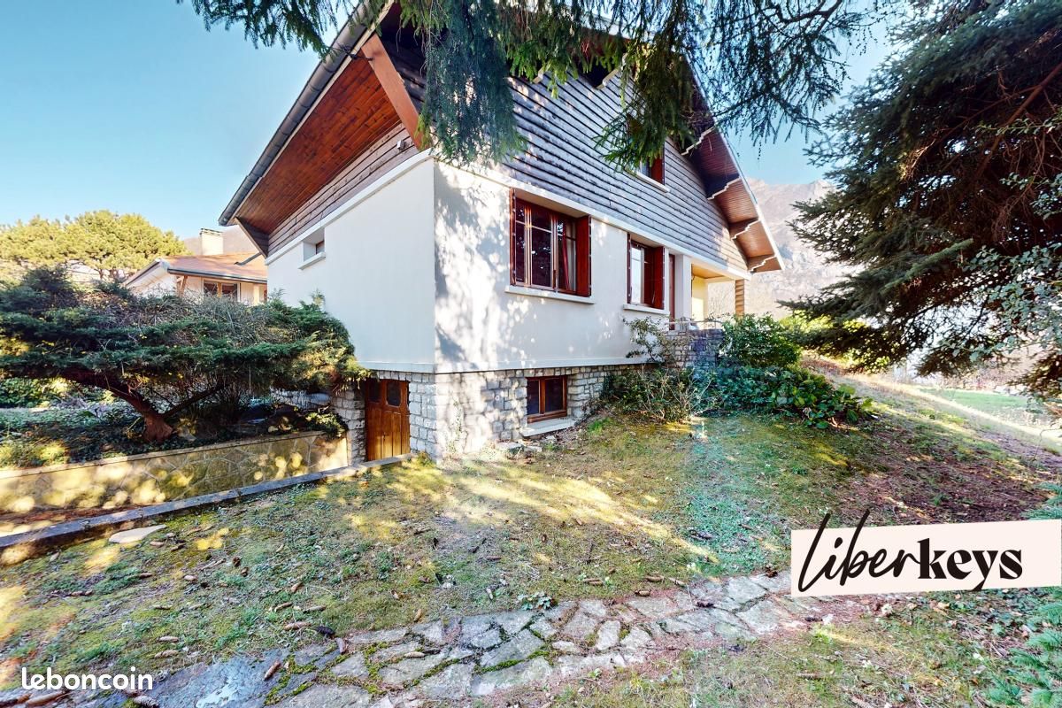 Maison 6 pièces 90 m² · à Saint-Égrève · 90 m² · 379 000 €