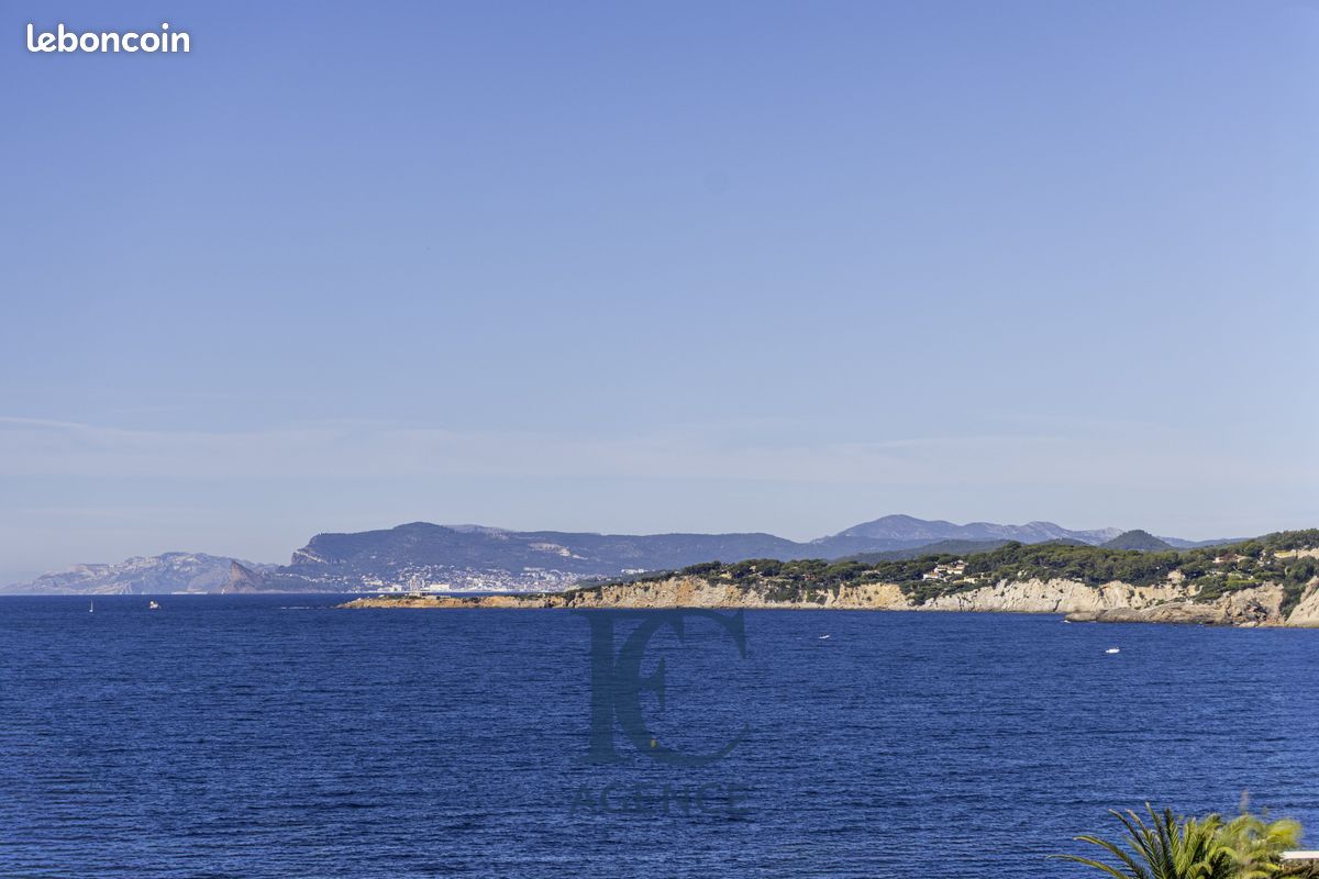 Maison 8 pièces 216 m² · à Six-Fours-les-Plages · 216 m² · 1 500 000 €