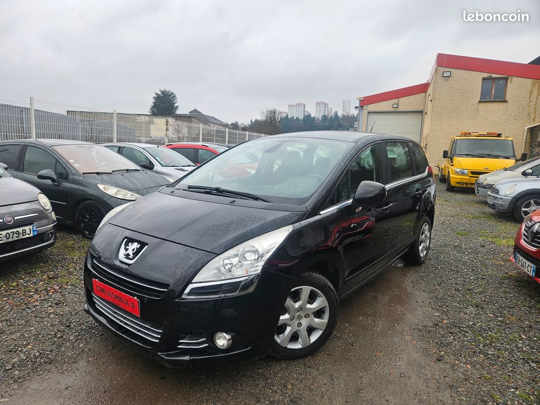 Peugeot 5008 1.6 hdi 112cv *finition active* *7 places* *toit pano* *gps euro* *reg/ lim de vitesse* *radar arriere (image 1)