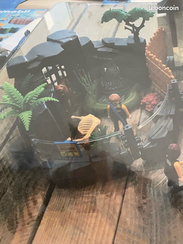 Lot deux zoos et ferme playmobils (image 2)