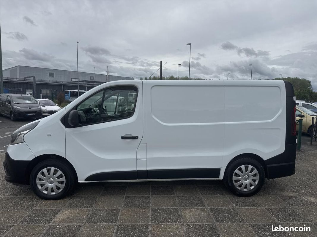 RENAULT TRAFIC L1H1 1000 Kg 1.6 Energy dCi - 125 Fourgon Grand Confort L1H1 (image 4)