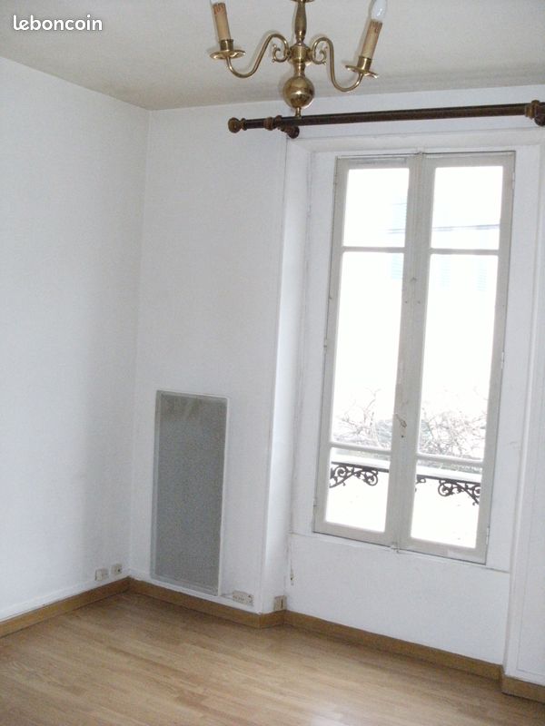 Appartement 2 pièces 28 m² · à Dourdan · 28 m² · 555 €